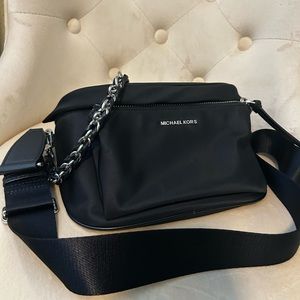 Michael Kors Medium Nylon Slater Sling Pack